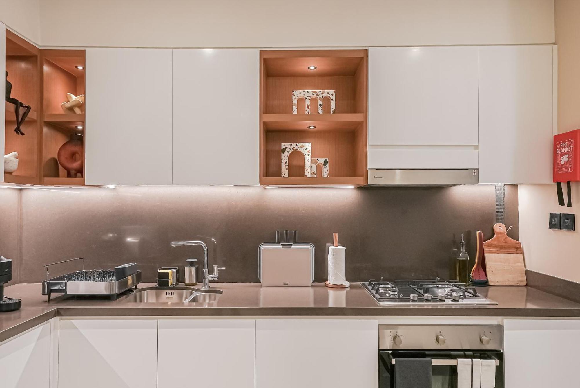Modern 2br High Floor Haven In Vida Marina * Дубай